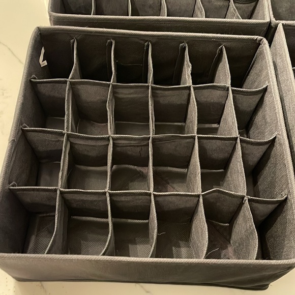 Set of 8 charcoal grey drawer organizers - Picture 4 of 6